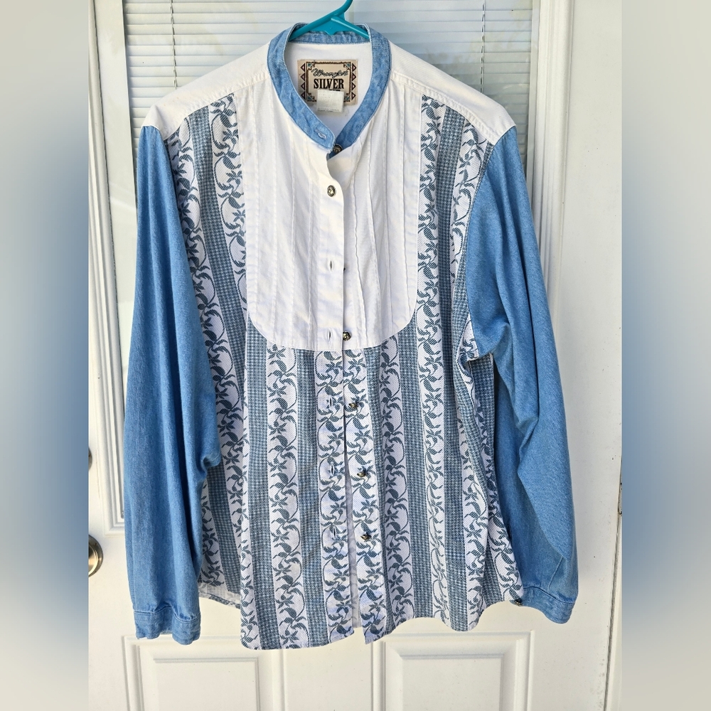 Wrangler Blue and White Blouse